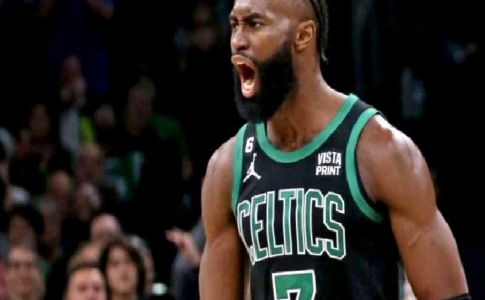 Jaylen Brown, tarihi kontratı sonrası ilk defa konuştu!