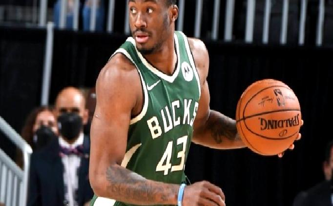 Thanasis Antetokounmpo, Bucks’ta devam edecek