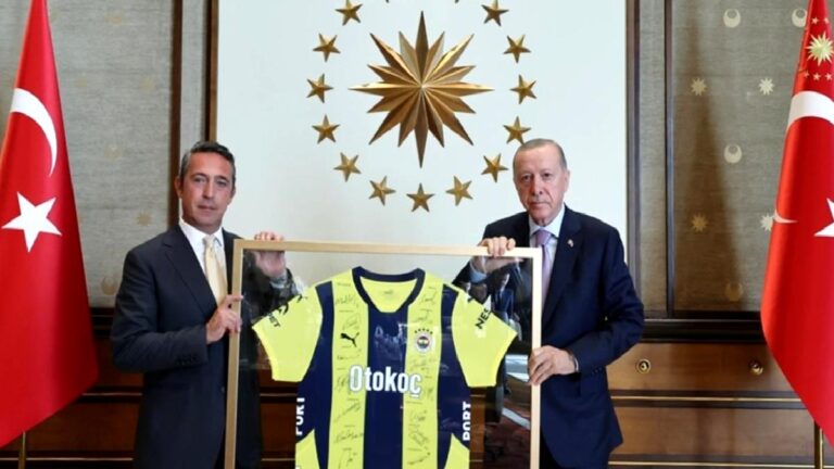Başkan Recep Tayyip Erdoğan, Fenerbahçe heyetini kabul etti