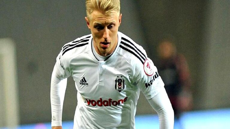 – Andreas Beck’ten Van Bronckhorst’a övgü