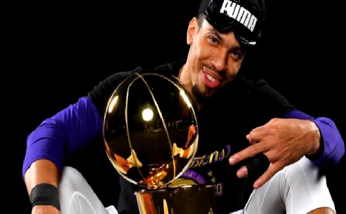 Danny Green emekli oldu!