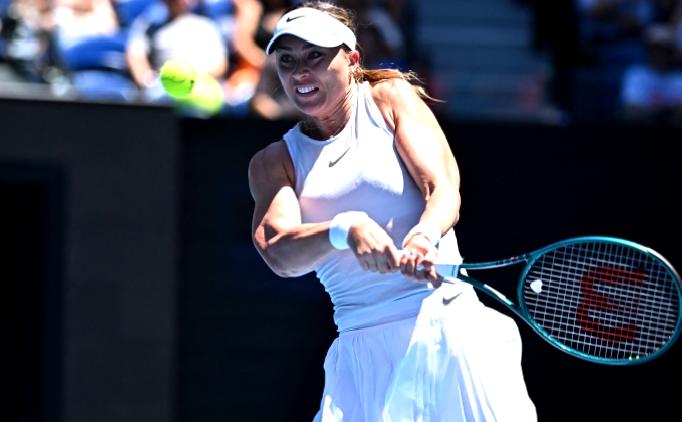 Avustralya Açık’ta Zverev ve Badosa yarı finale kaldı