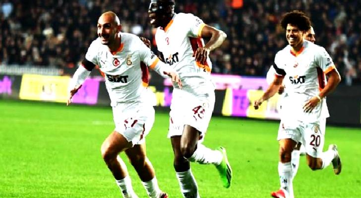 Galatasaray 6 kritik eksikle AZ Alkmr deplasmanında!
