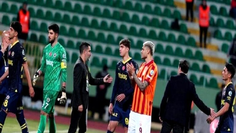 Galatasaray-Adana Demirspor maçı tatil edildi! Icardi’den ‘dejavu’ paylaşımı