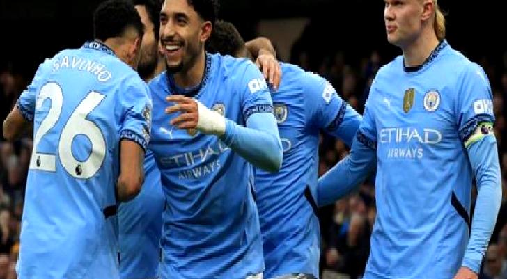 Manchester City Marmoush ile farka koştu