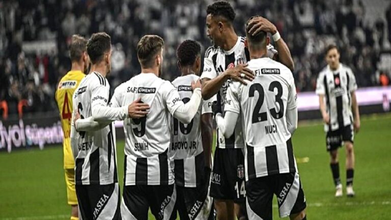 Beşiktaş’ta iki ayrılık birden! Büyük umutlarla gelmişti