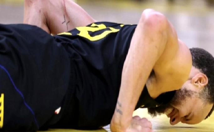 Curry’ye pelvis sakatlığı sebebiyle röntgen çekildi