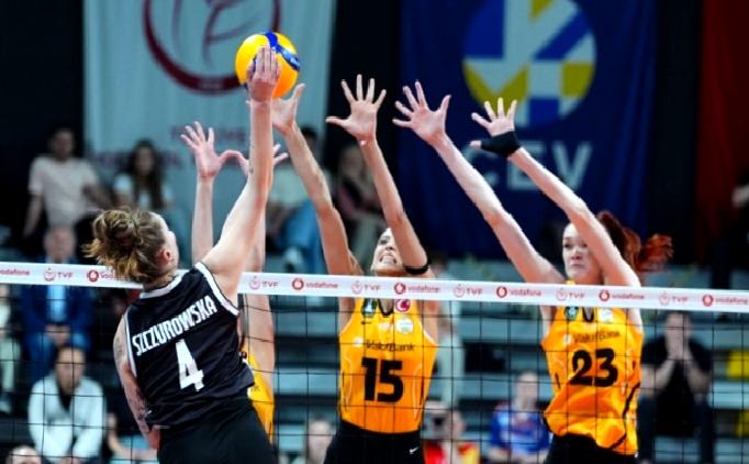 Vakıfbank, Beşiktaş’ı set vermeden geçti
