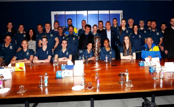 Ali Koç: “Kadın voleybolda dünyanın en iyi takımlarından birine sahibiz”