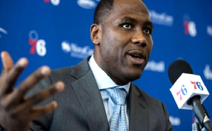 Bucks, Elton Brand’i yönetim kadrosuna katmak istiyor