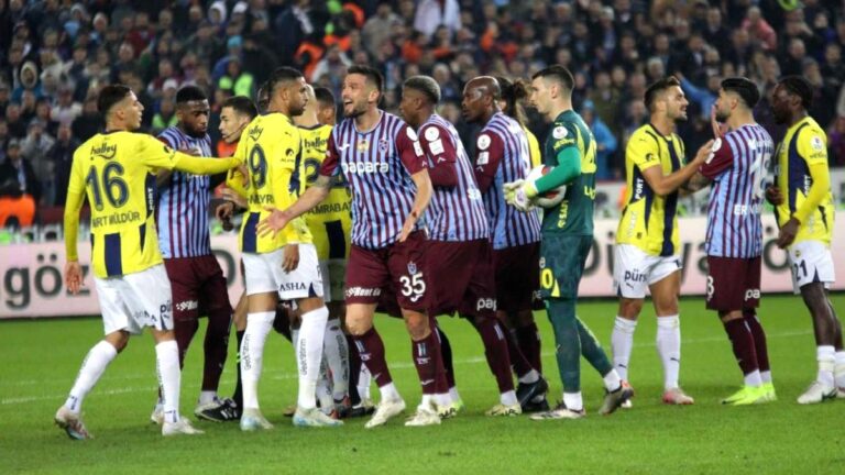 Kadıköy’de dev randevu! İşte Fenerbahçe-Trabzonspor maçının 11’leri