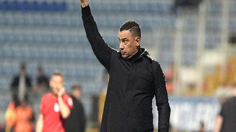 RAMS Başakşehir Teknik Direktörü Çağdaş Atan: Çok fazla patinaj çektik