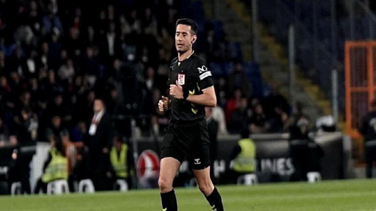 Ahmet Çakar’dan RAMS Başakşehir-Fenerbahçe ması sonrası flaş hakem yorumu!