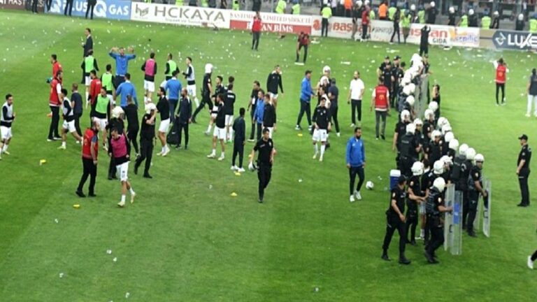 Elazığspor-Van Spor FK maçının PFDK kararları açıklandı