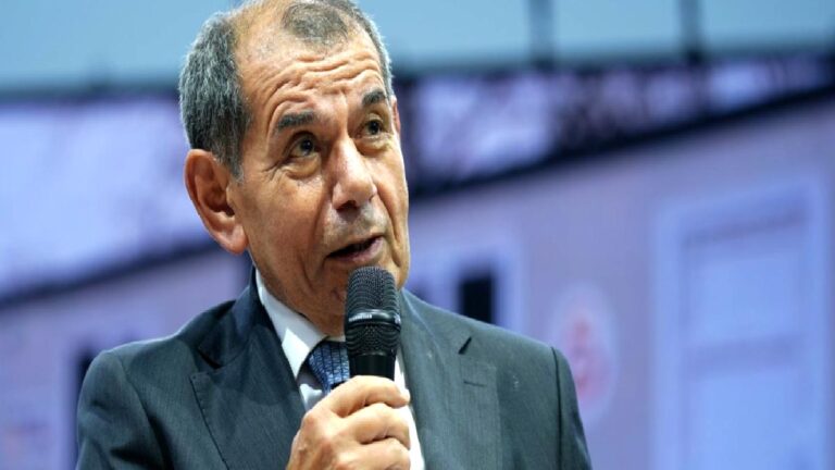 Galatasaray Başkanı Dursun Özbek açıkladı! Victor Osimhen kalıyor mu?