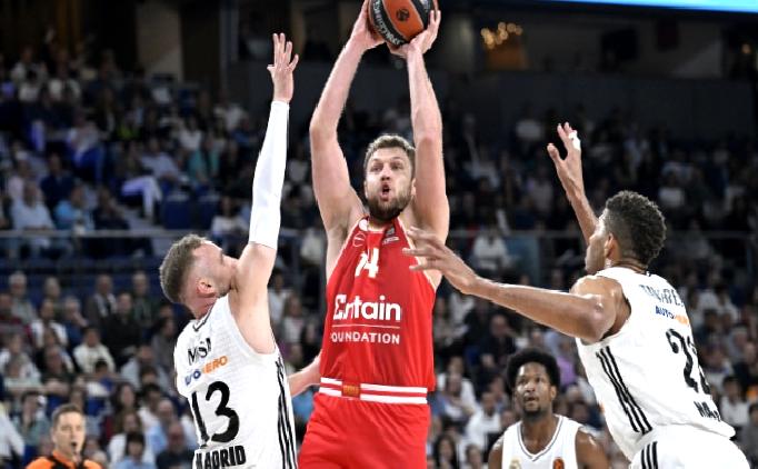 Olympiakos’tan Sasha Vezenkov, Euroleague play-off’larının MVP’si oldu