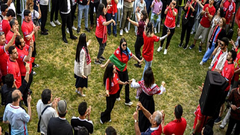 Traktör taraftarları şampiyonluğu İstanbul’da kutladı
