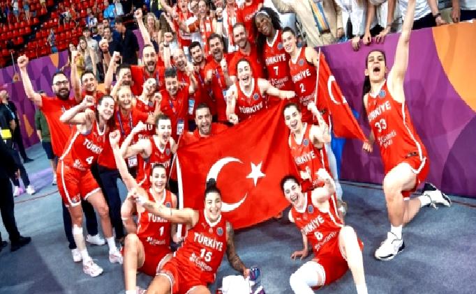 Kadınlar EuroBasket’te Türkiye maçında seyirci rekoru kırıldı