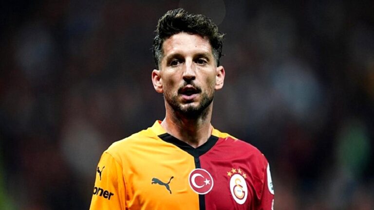 Mertens’ten zafer paylaşımı