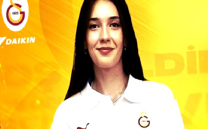 Aslı Tecimer, Galatasaray Daikin Kadın Voleybol Takımı’na transfer oldu