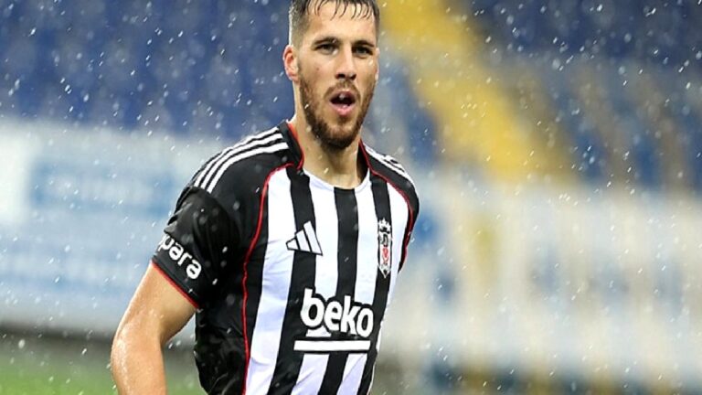 Beşiktaş’ta David Jurasek’ten şaşırtan hamle! Eleştirilerin ardından…
