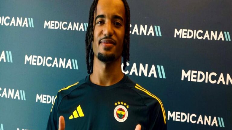 Fenerbahçe’nin yeni transferi Archie Brown sağlık kontrolünden geçti