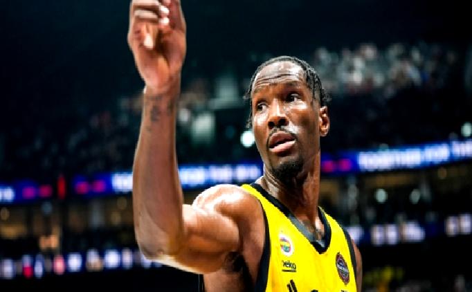 Nigel Hayes-Davis’in yeni adresi Phoenix Suns!