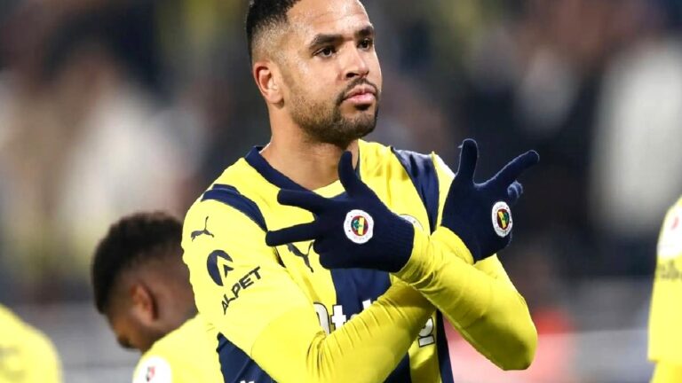 TRANSFER HABERİ – Fenerbahçe’ye En-Nesyri için tarihi teklif yolda! Suudi Arabistan’dan dev bonservis