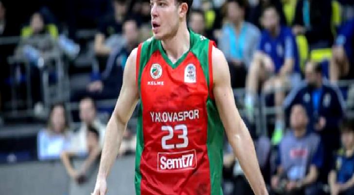 Karşıyaka, Ege Özçelik’i kadrosuna kattı