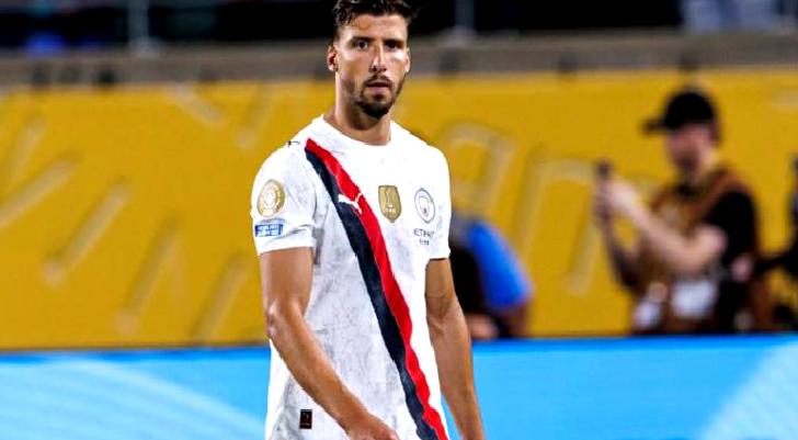 Manchester City, Ruben Dias ile sözleşme yeniledi