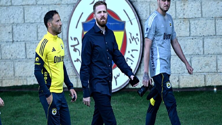 Domenico Tedesco Fenerbahçe’de ilk antrenmanına çıktı
