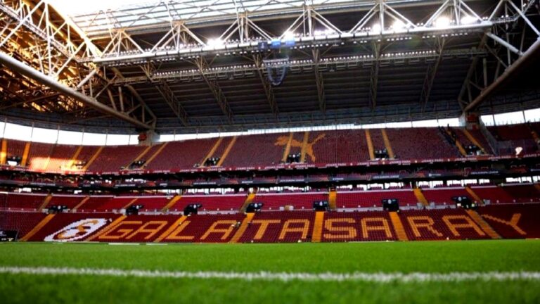 Galatasaray’dan zemin açıklaması!