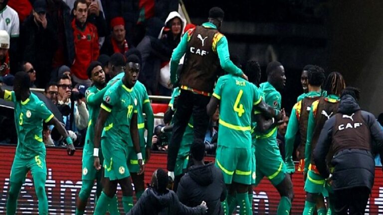 Afrika Kupası’nda nefes kesen final! Senegal şampiyonluğa ulaştı