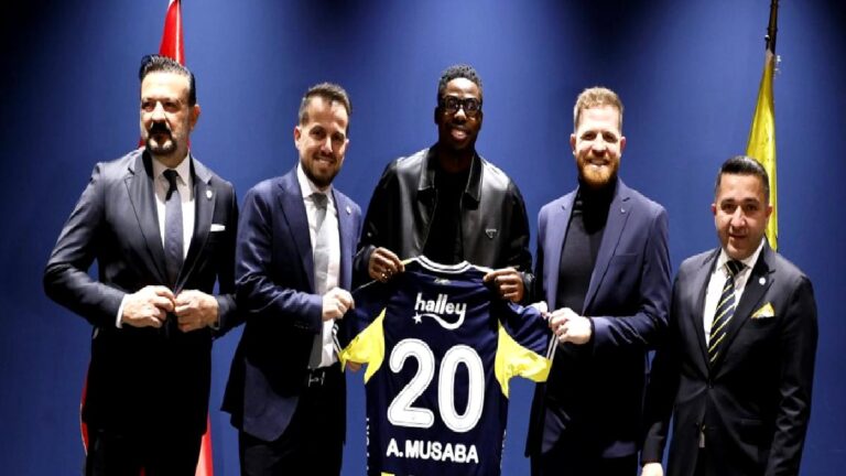 Anthony Musaba resmen Fenerbahçe’de!