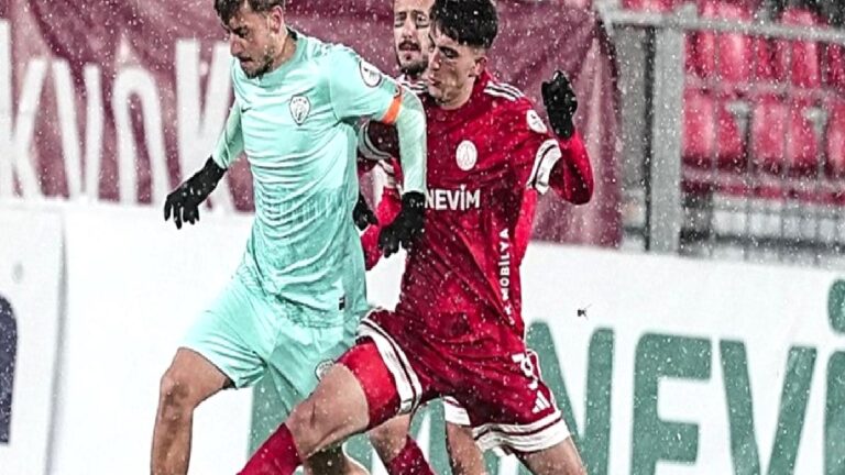 Ümraniyespor’dan gövde gösterisi! Serikspor’a 5 gollü tarife