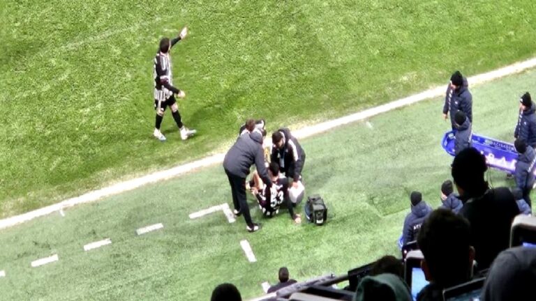 Beşiktaş’ta Emirhan Topçu sakatlandı!