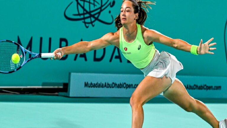 Zeynep Sönmez, Dubai Tenis Şampiyonası’na ilk turda veda etti