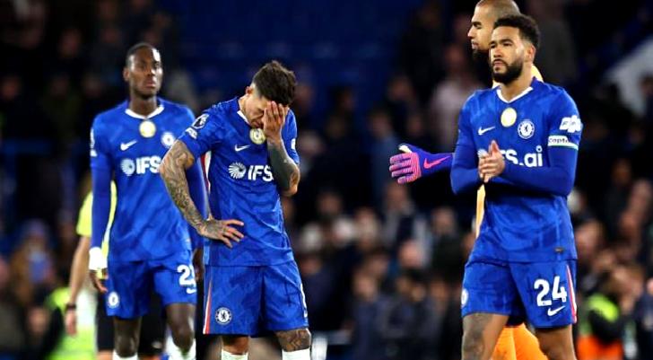 Dev takıma büyük şok! Transfer yasağı verildi