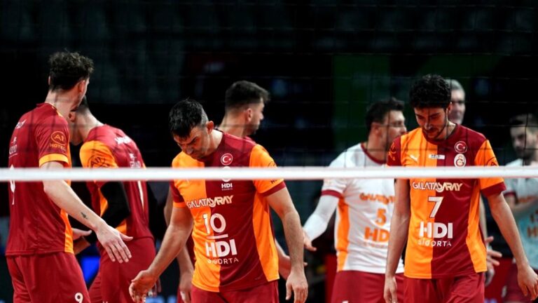 Galatasaray yarı final umutlarını rövanşa bıraktı!