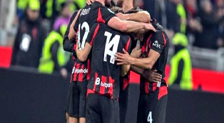 Milan, derbide Inter’i devirdi: Puan farkı 7’ye düştü