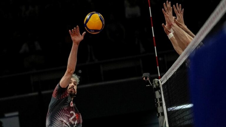 Ziraat Bankkart, “dörtlü final”e yükselmek için sahaya çıkacak!