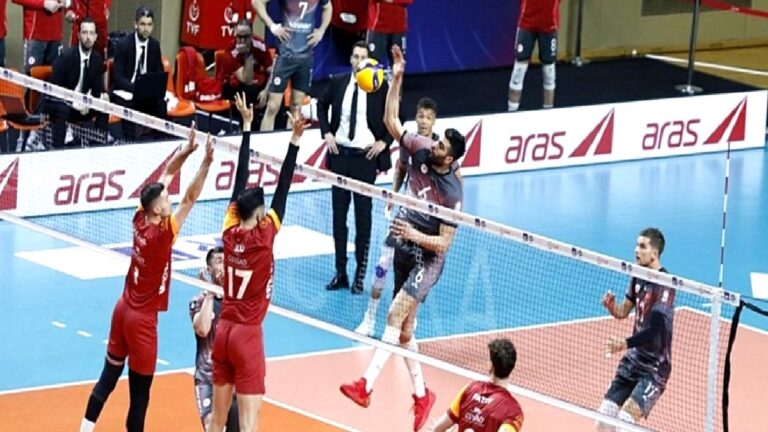 AXA Sigorta Erkekler Kupa Voley şampiyonu Ziraat Bankkart!