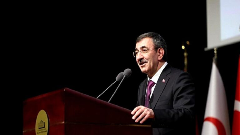 Cumhurbaşkanı Yardımcısı Cevdet Yılmaz’dan Formula 1 paylaşımı