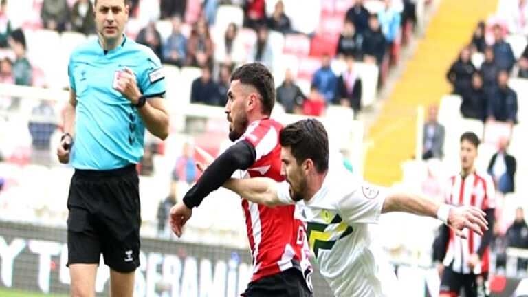 Esenler Erokspor Sivas’ta 3 puanı kaptı!