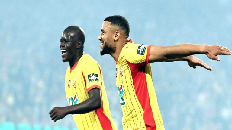 Fenerbahçe’den savunmaya flaş hamle! Geçmişte de gündeme gelmişti