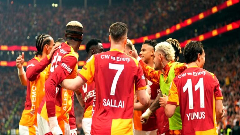 Galatasaray-Fenerbahçe derbisini Ahmet Çakar yorumladı!