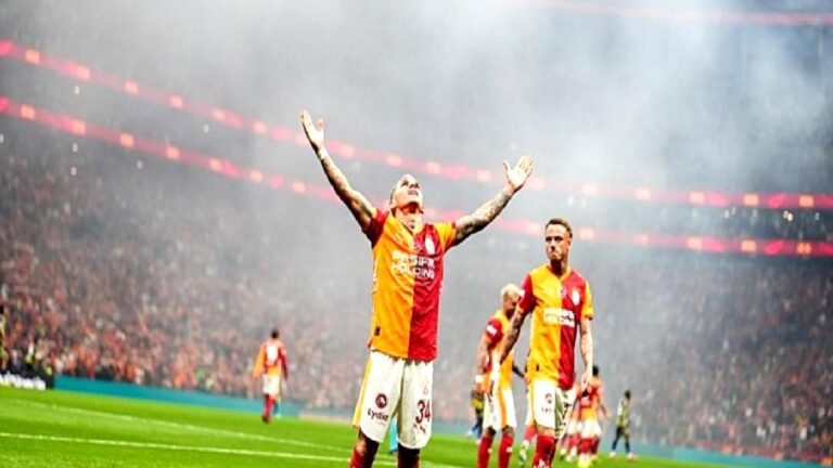 Galatasaray taraftarlarına açık antrenman yapacak!