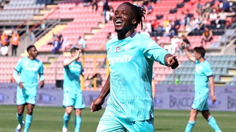 Galatasaray’dan Jonathan Rowe harekatı! O ismin yerine gelecek