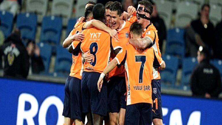 İstanbul derbisinde kazanan RAMS Başakşehir oldu!