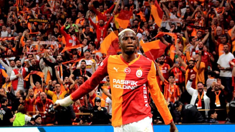 Osimhen’in golü ofsayta takıldı!